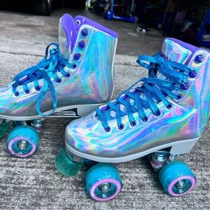 Impala holographic skates. Size 5 Big Kid/Ladies